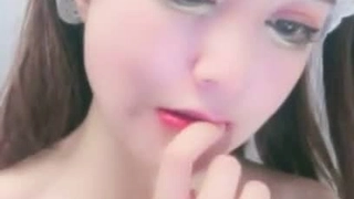 小胸部和大鸡巴:Bunny Madison的现实色情视频