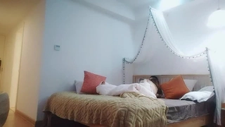 [酒店偷拍] 担心办公室恋情曝光~主管与下属只好到饭店约炮~激烈床战连隔壁都听到了!!