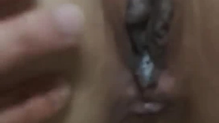 被主人充电线抽到了红肿疫情期间在家没事干