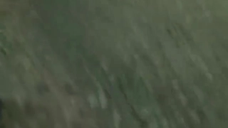 女同性恋继妹和最好的朋友视频中的自慰,深喉和手指插入